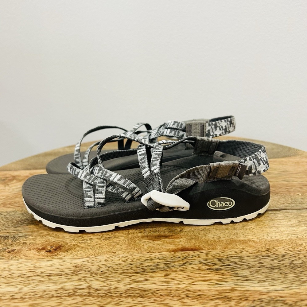 Chaco Women's Z/2 Classic gray white size 8 Euro 39 hiking - Picture 4 of 10